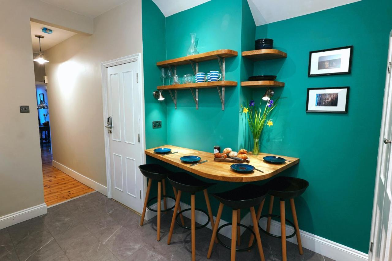 ウィンチェスターTastefully Decorated 1-Bed With Free Parking - At Hemアパートメント エクステリア 写真