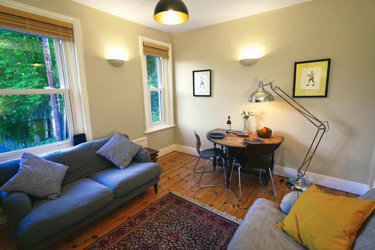 ウィンチェスターTastefully Decorated 1-Bed With Free Parking - At Hemアパートメント エクステリア 写真
