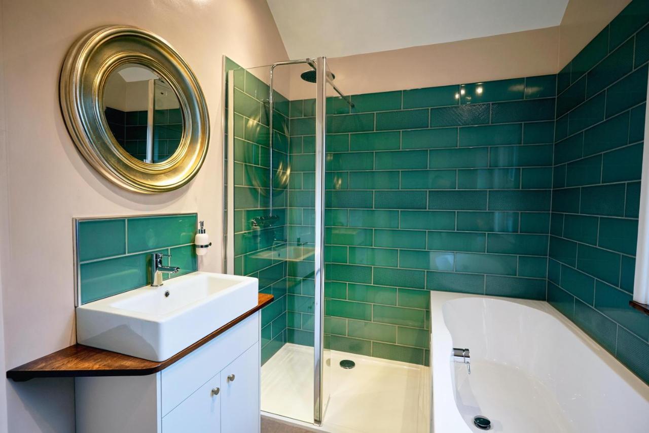 ウィンチェスターTastefully Decorated 1-Bed With Free Parking - At Hemアパートメント エクステリア 写真